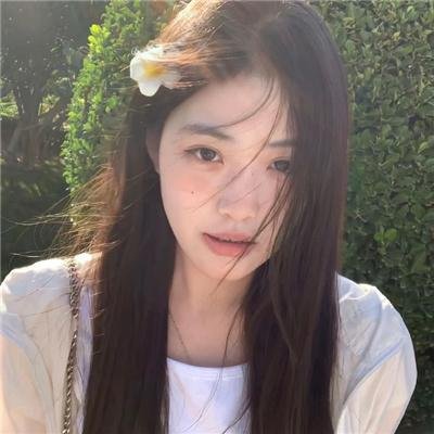 女机械人 封面